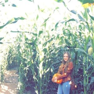 Meet your Posher, Callissa